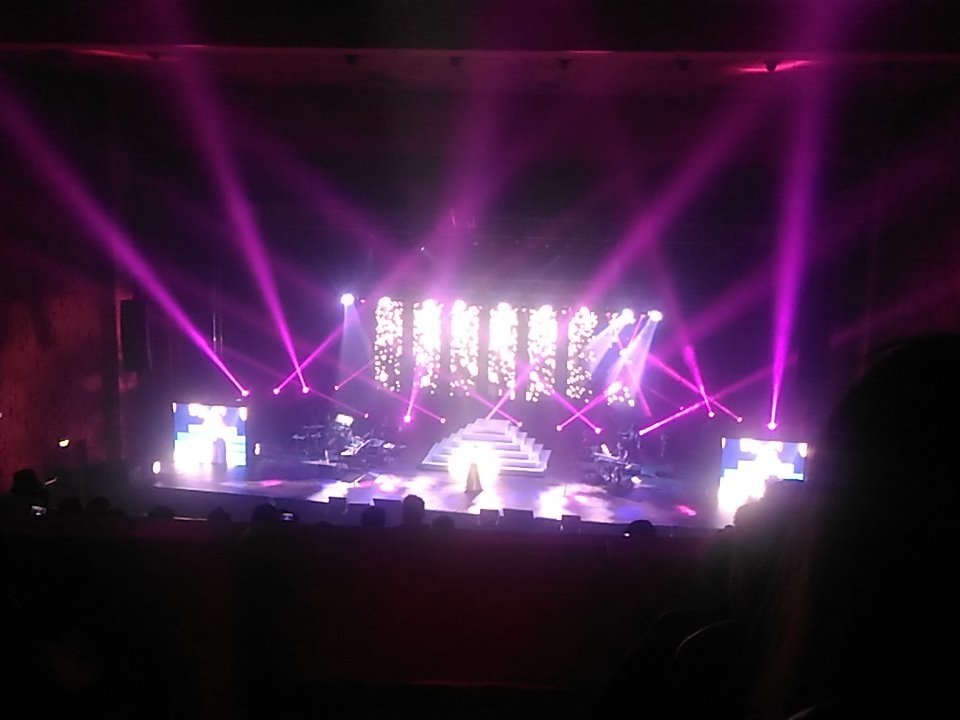 lvjkljlvlvjklj's tweet photo. One Moment In Time
 #SiKATi2na https://t.co/flfBzF5cer