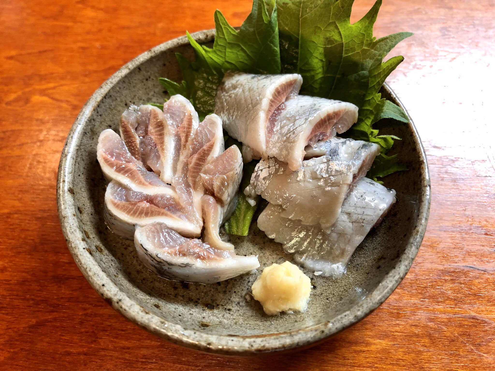 おりえ Na Twitterze 初めてイワシを刺身用に盛り付けた 皮を剥がすとこからやった まだまだ下手っぴだけど 旦那さんがビックリしてくれて良かった T Co Toxrqmsgwa Twitter