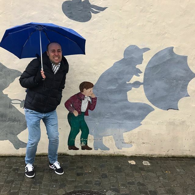 DutchifiedBlog's tweet image. Sometimes when we travel it rains. #travel #zurich #switzerland #streetart ift.tt/2OTHcCc