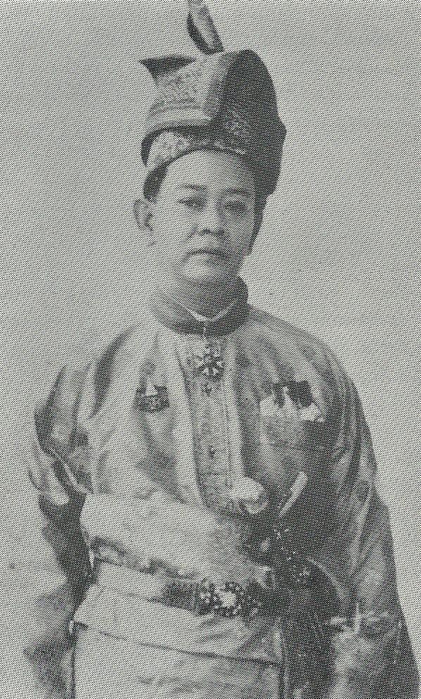 Duli Yang Maha Mulia, Almarhumah Sultanah Asma ibni Sultan Badrul Alam Shah was the Queen Consort of Kedah & wife to the Duli Yang Maha Mulia Almarhum Sultan Badlishah of Kedah  https://en.m.wikipedia.org/wiki/Badlishah_of_Kedah