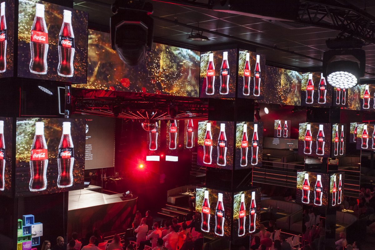 VentuzTech's tweet image. Live the Coke side of Life /w @xlabrealtime @kobbi_xlab 
Ventuz is used in Live Events, 3D Mapping, Broadcast, Digital Sinage, Museums, Show Rooms, Attractions and Experiences.

Any segment you want to make an impact, is within your reach.
#madewithventuz #ventuz #xlab #RealTime