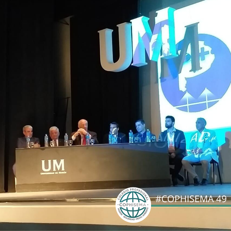 Cophisemaok's tweet photo. En el día de ayer, estuvimos presentes en el 32º Encuentro Técnico Informativo, en el marco de la Difusión de la Ley 15105, desarrollada en la @UniversidadMoro 
Agradecemos a las autoridades de dicha Universidad y al #CPSHBsAs Comisión Promotora Bs As por invitarnos. https://t.co/8MK3FfIrOi
