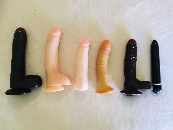 My big toys, love the bbc #dildo , #adultoys #dildos #bbcdildo #bigblack @adultoys1 https://t.co/KJW<a href="/tag/dildo"class="tags">#dildo</a><a href="/tag/adultoys"class="tags">#adultoys</a><a href="/tag/dildos"class="tags">#dildos</a><a href="/tag/bigblack"class="tags"><span>#bigblack</span></a><a href="/tag/bbcdildo"class="tags"><span>#bbcdildo</span></a>