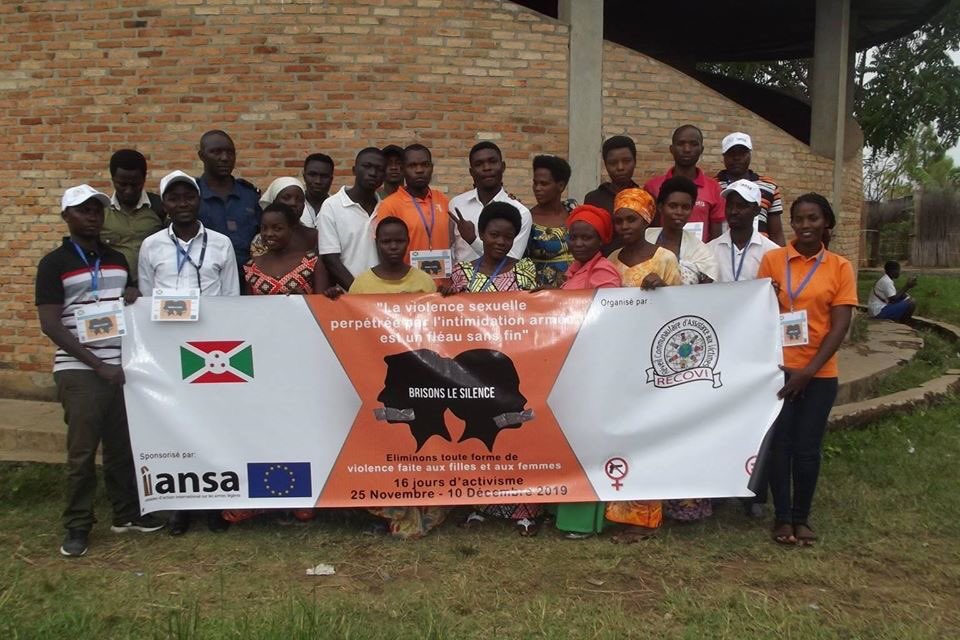 IANSAnetwork's tweet photo. IANSA member RECOVI participated in the 16 Days of Activism Against Gender-Based Violence by holding a community event, under the theme: “Sexual violence perpetrated by armed intimidation is an endless menace: Break the Silence". 
#16DaysOfActivism #BreakTheSilence #EndGBV https://t.co/9fhOqCF3t7