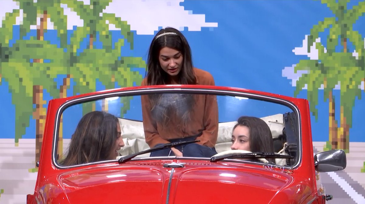 ghoficial's tweet image. Estela, Noemí y Adara ensayan la prueba bit.ly/2lC4kKR #GHVIP29N