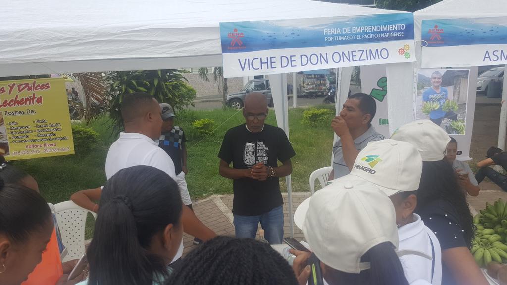 SENANarino's tweet photo. Unidades productivas pertenecientes a SENA Emprende Rural y #SBDCSENANARIÑO se apoyan en la Economía Naranja para hacer realidad el sueño de 50  campesinos de municipios de la Costa Pacífica que se dan Cita #Hoy el la Feria de Emprendimiento por Nariño. https://t.co/Z7pi6ezlNz