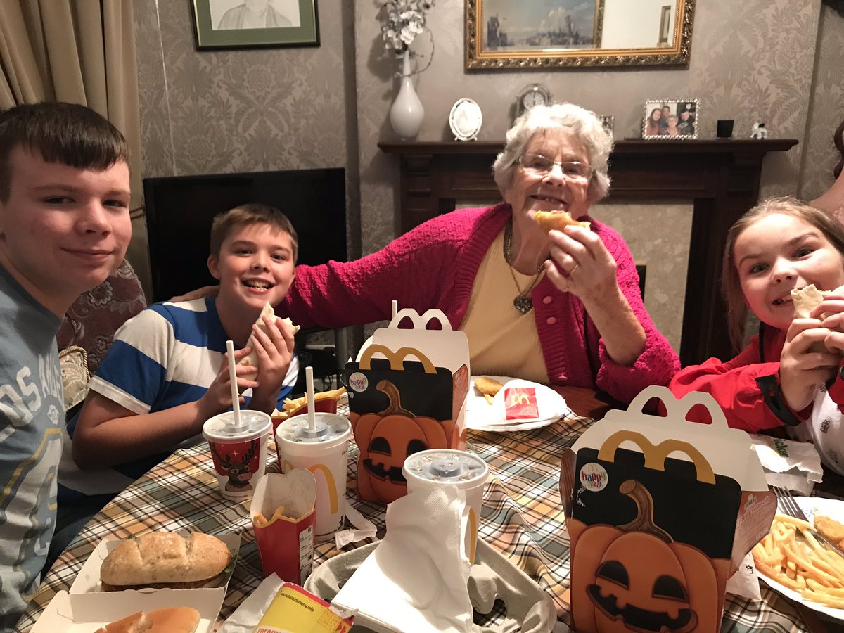 housley5's tweet photo. My 90 year old grandma’s first @McDonalds @McDonaldsUK obviously she needed a plate and the table cloth on but enjoyed her #cheeseburger and @DietCoke #mcdonalds #happymeal #NeverTooOld https://t.co/c7lIQVSkjB