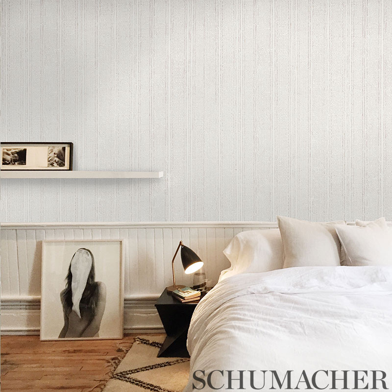 WashDesignCtr's tweet image. Evoking artisanal, handblocked prints, Mohave is a delicate stripe with intentional, irregular jags. Subtle variations are part of its unique beauty. Also a fabric. @Schumacher1889 #WDCDesign #interiorinspo #Wallpapers #decor #interiordesign