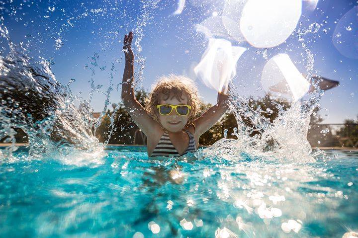 bluefinpool's tweet photo. You too can be this cool! Plan ahead and start building you dream pool today 😎 https://t.co/qGom0fyBik