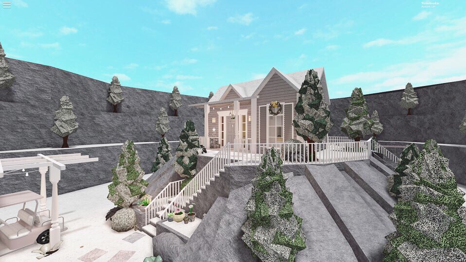 Bloxburg House Ideas 2 Story Hillside