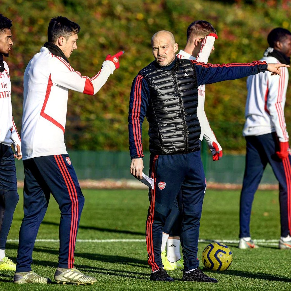 🔴⚪⚽ #M1Ö #YaGunnersYa #COYG <a href="/Arsenal/">Arsenal</a> <a href="/premierleague/">Premier League</a>