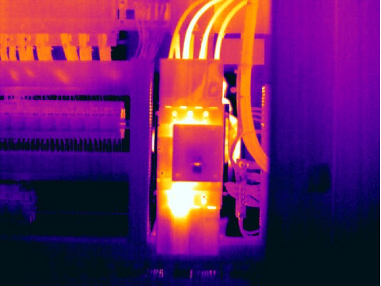 onewaygroup_'s tweet photo. ⚡️#OneWayBlog⚡️
EXPLAINING THERMOGRAPHIC SURVEYS
Why should a #thermographic survey form part of regular electrical maintenance?
What can it provide that a normal survey will not?
Find out more here: https://t.co/aNfAgHXx0h
#PCNcertified ##Electrical #Contractors https://t.co/vW69UICnPS