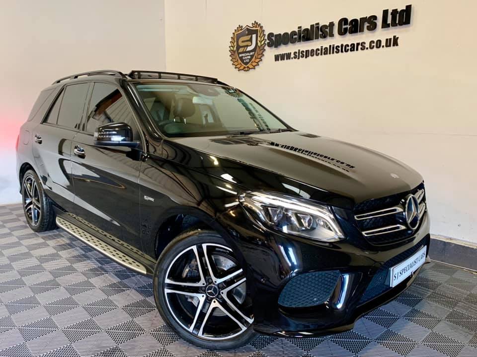 CarsSj's tweet photo. MERCEDES-BENZ GLE-CLASS 3.0 AMG GLE 43 4MATIC PREMIUM PLUS 5DR AUTOMATIC 2016 + SLIDING ROOF + HARMON KARDON + SAT NAV + BLUETOOTH + MUCH MORE £35995 OR FROM £530 PER MONTH FINANCE SUBJECT TO STATUS #mercedes #gle #amg #performance #harmonkardon #forsale https://t.co/1xNu2nix1X