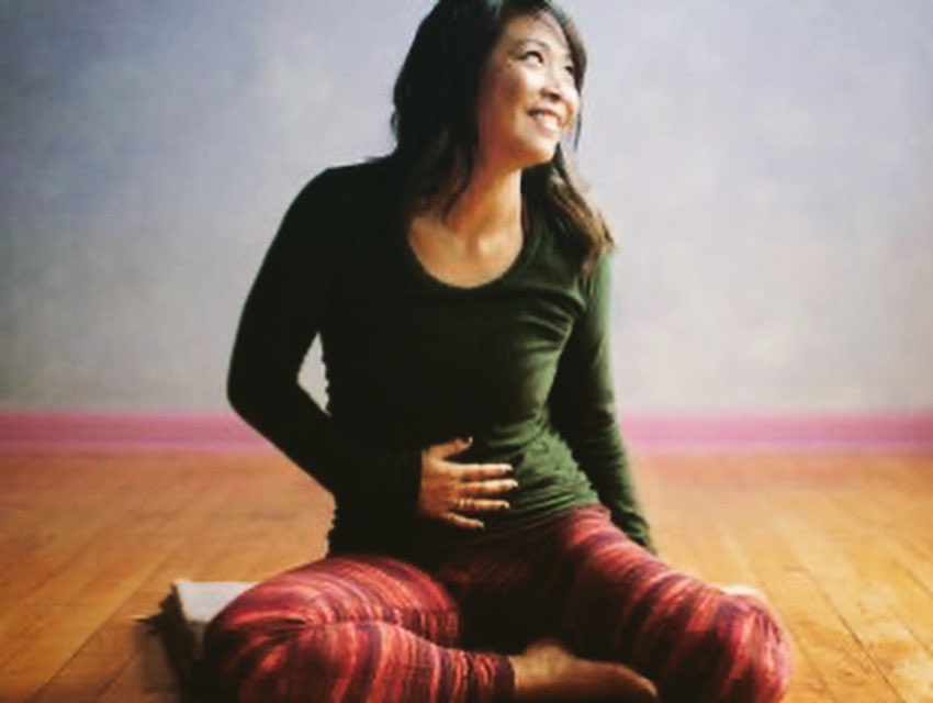 LiveSonima's tweet photo. The day after the feast, take a deep breath & turn to yoga for a digestive aid.
Good digestion is a key part of overall well-being & happiness!
Here is a practice to help you digest:
https://t.co/dxxDHIJqdc
Happy Thanksgiving!
#BlackFriday #sonima #mindfulness #yoga #livesonima https://t.co/0emGXH7evv