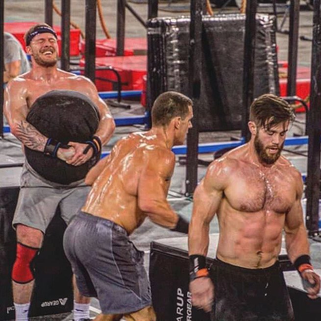 Hello darkness my old friend : 

A little partner burner for you. While one partner holds a sandbag, the other complete synchro : 

30/20/10
OHS
Box jump over 
TTB

If the bad drops, all team members must stop until it’s picked up again. 

You’re welcome. 👌🏻

#teamwod #fitness