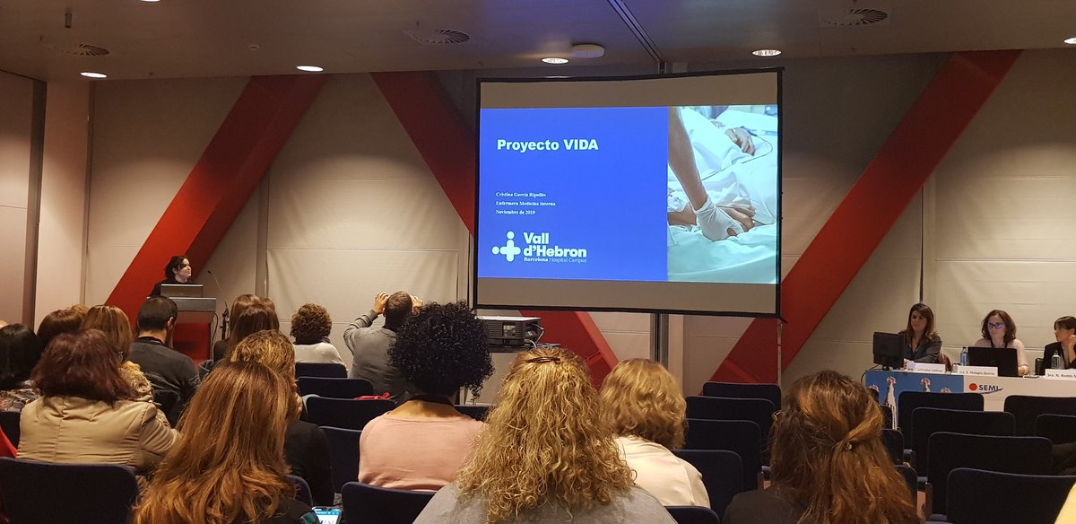 Gracias a la integración de #Enfermería en la <a href="/Sociedad_SEMI/">Sociedad Española de Medicina Interna</a>, en #40SEMI tenemos una mesa redonda sobre el uso de las nuevas tecnologías #TICs en la práctica enfermera en nuestro entorno clínico.

#SEMITuit