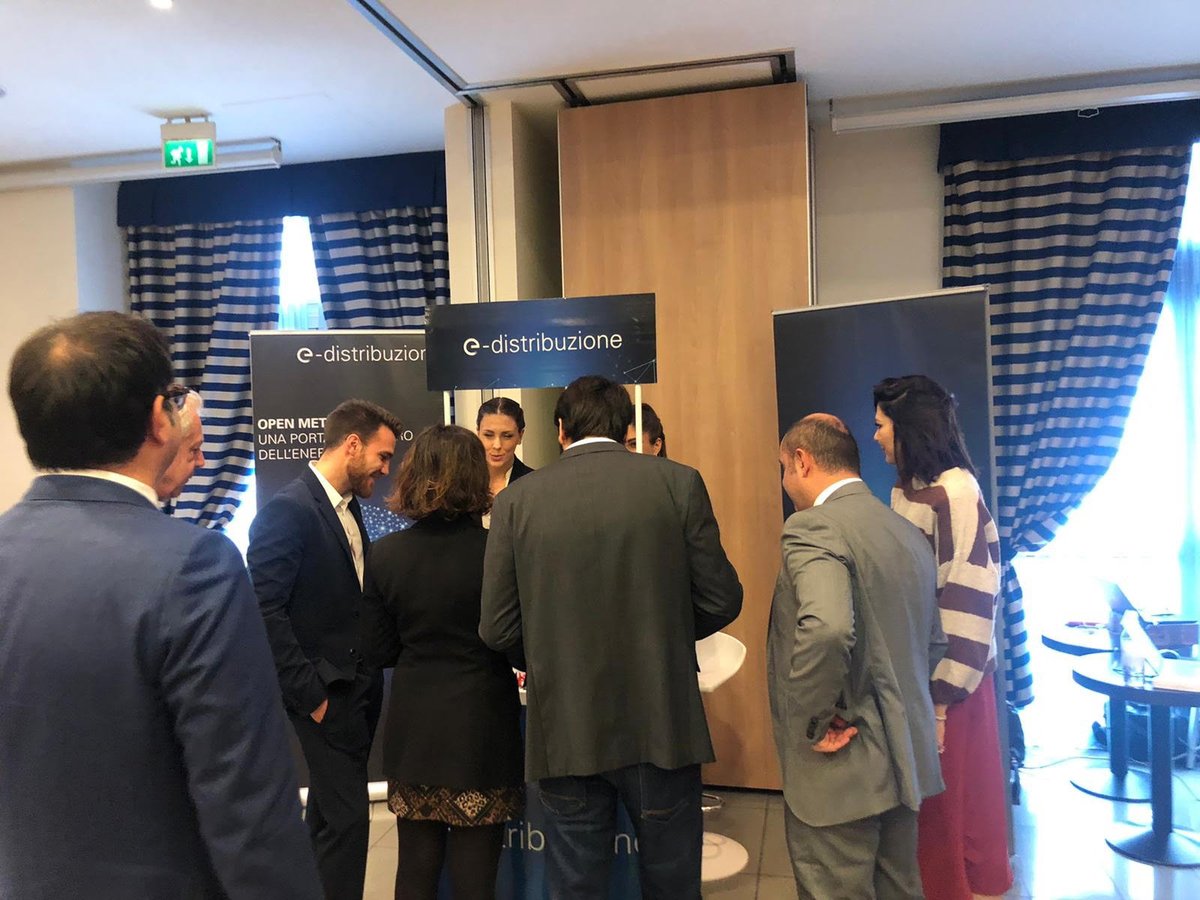 edistribuzione's tweet image. Anche noi di #EDistribuzione siamo alla 9° Convetion Nazionale di Confabitare e Confamministrare che si svolgerà oggi all’Hotel Savoia Regency di Bologna. Un&apos;occasione per mostrare tutte le funzionalità di #OpenMeter, il contatore elettronico di ultima generazione. Ti aspettiamo!