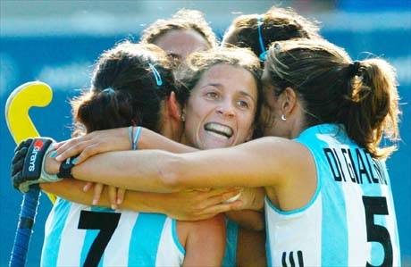 Una Leona en Deportes. Leé la nota de <a href="/vanevalenti/">Vanesa Valenti</a> para Ovación | Hockey Mobile 🏑 hockeymobile.com.ar/nota/Una-Leona…