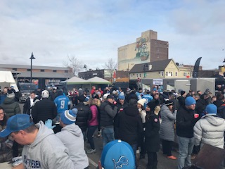Proud of my BMO peer, Sal Albano for gathering peers &amp; customers for his yearly Lions Tailgate during American Thanksgiving. This year was special as we celebrated the first Ryan Friesen Tailgate, funds raised were donated to the Bridge Youth Centre in Leamington <a href="/RebeccaTasc1/">Rebecca Tascona</a>