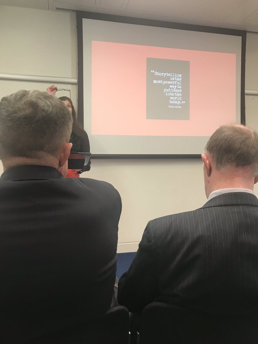 simona_davidson's tweet photo. Storytelling is a powerful tool told through the medium of video! One of this afternoon’s lightning talks of @bizshowedi Interesting topic around left/right brain marketing and how to engage with those thinking preferences... https://t.co/Yc7Y9apNBs