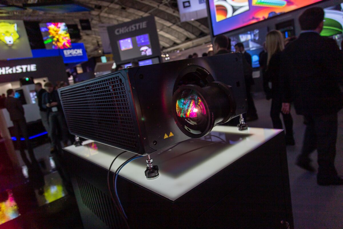 ChristieDigital's tweet photo. Attending the #usvideoshow 🇺🇸? Stop by booth 703 to experience first-time appearances by some of our award-winning #avtech. This is #audiovisual gear designed for demanding professional applications >> https://t.co/BcLX4IOKaQ #controlroom #proAV #videowalls #controlrooms #avtechs https://t.co/RaR5tvrS2E