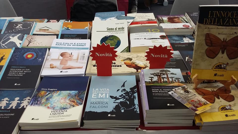 Ineditedizioni's tweet photo. Novità @Ineditedizioni in fiera a #Modena #BlackFriday2019 
@BukFestival #buk #buk2019 #bukfestival  
#books #libri https://t.co/pe18NpjkQX