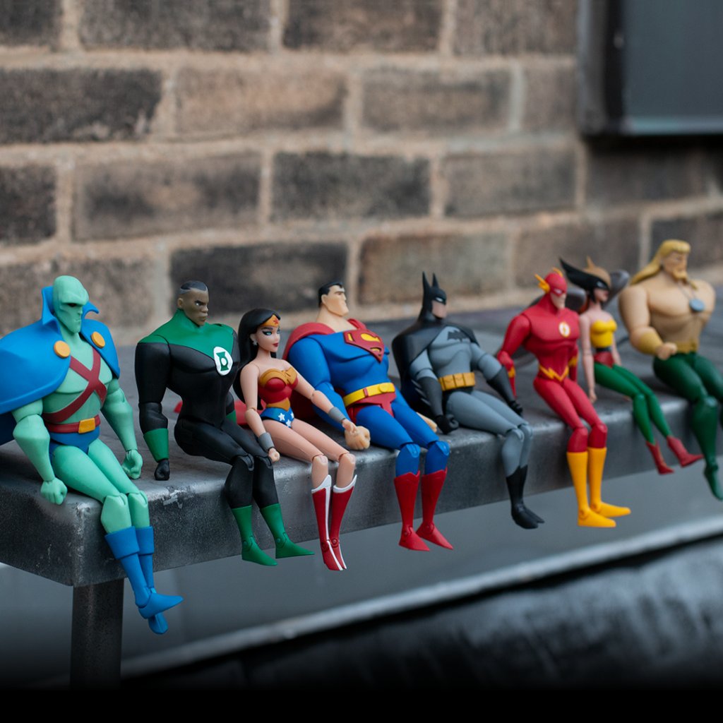 DCOfficial's tweet photo. The Justice League is ready, are you? Get your holiday shopping on @ShopDCE: https://t.co/YfKdYTTPmW #BlackFriday https://t.co/eSnmoACYVd