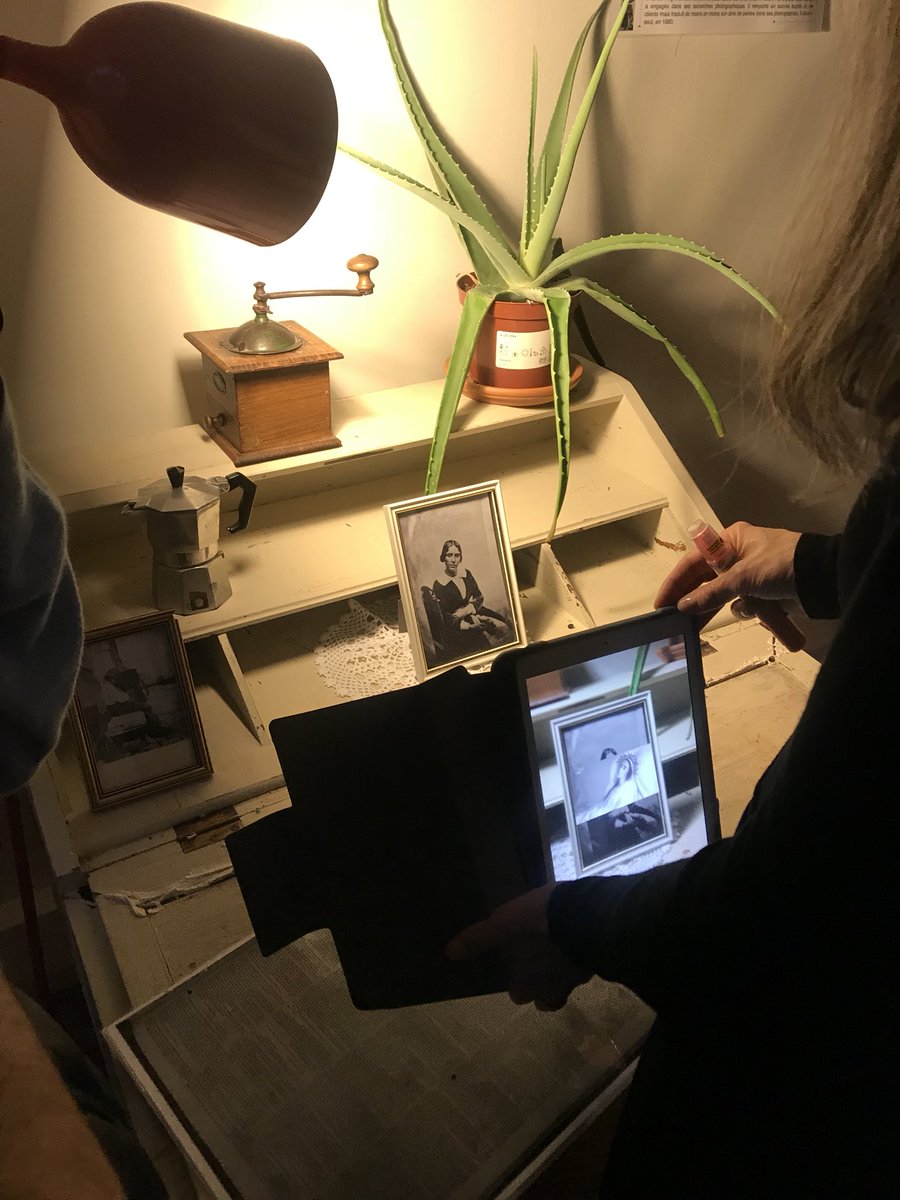 JR_Arts_06's tweet photo. Les équipes se succèdent a @lab110bis pour jouer à #Polymorphos jeu d’évasion réalisé par des élèves et professeurs de @AcademieNice avec @melanie_fillion pour #TraAM HA/ ▶️ jeu testé et accompagné en inter académique par @laurawaag @AcCreteil ✅ https://t.co/ANBCxAQ7Af