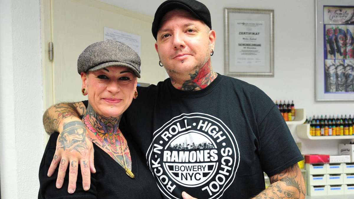 tattoolos's tweet photo. "Tattoo-Boom: Jeder Elfte ist in Deutschland tätowiert"
https://t.co/1TajzA9pLg https://t.co/Fau8kFqQ2P