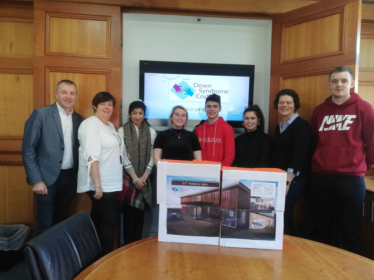 finbarrsheehan's tweet photo. Great start to the first day of presentations Delighted to collaborate with @DSCork for our live Public Relations case study. Thanks to Alison Nolan &amp; Brenda O'Callaghan for their excellent engagement. @good_2grow @gerard_odonovan @bredaks @OrlaFlynnCIT @mary_oldham #DSCorkDreams https://t.co/bfZtGIM37s