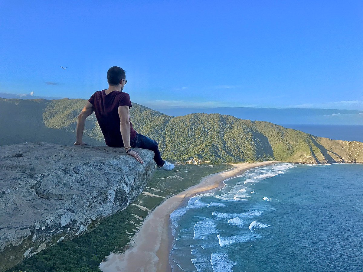 jamery1986's tweet image. Going to higher ground ⛰ #lagoinhadoleste #trilha #brazil #florianopolis #floripa #beautifulview #beautifuldestinations #travel #wanderlust #amazingview #visitfloripa #visitbtrazil instagram.com/p/B5dEOR6Hb6z/…