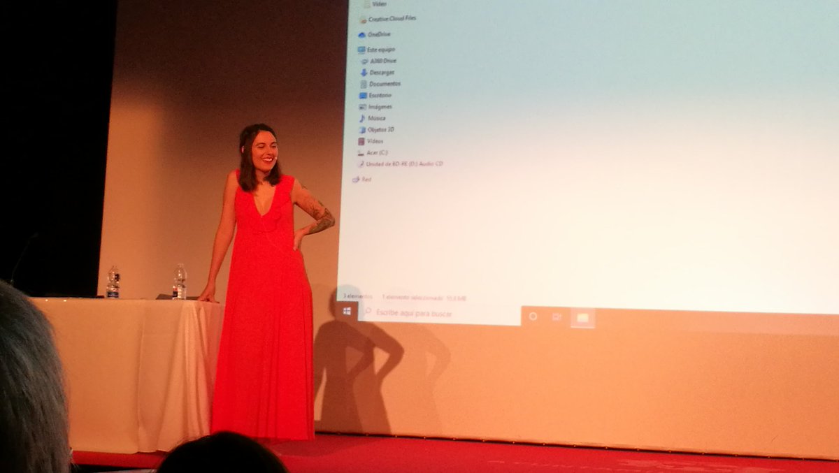 MMjmd's tweet photo. #somosphotofestival con Leila Amat https://t.co/Rn4YLO39GF