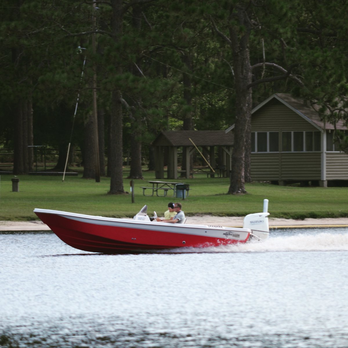 carolina_skiff's tweet photo. Get ready to make an entrance. Aggressor Boats 192 Side Console — order today through any authorized Carolina Skiff dealer.😎
•
•
•
#aggressorboats #sideconsole #fishingboat #grandentrance https://t.co/50eAuv7Cwp