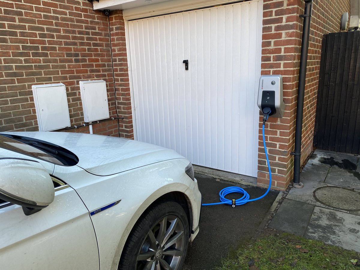 Elecology's tweet photo. Our first installation of a @drivenergy @MENNEKES_tweets Amtron #carcharger completed today in Enfield #London⚡️The #mennekes chargers are a fine example of German 🇩🇪 engineering! #evcharging #evcharger #evchargingstations https://t.co/mC6xCg6NE1