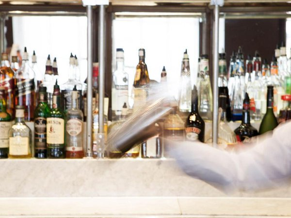 Triorestaurant's tweet photo. How about a drink this weekend? Book your table now at https://t.co/6roRLZDAj5 🍸 #EatAtTrio #JoinUsToday https://t.co/pAmr7DOtOd