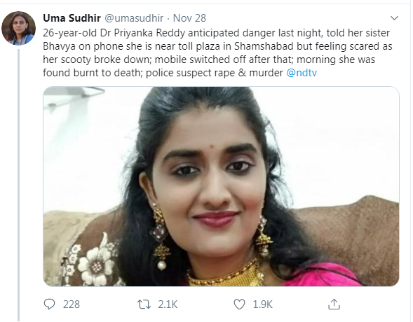 imMAK02's tweet photo. 4 cities, 4 rape cases in India. 

pic 1 : 26 yo #priyanakareddy gangraped and burnt alive in Hyderabad

pic 2 : 19yo Roja was raped and murdered in Kanchipuram,TN

Pic 3 : 25yo  gangraped in Ranchi

Pic 4 : 14 yo raped in Vadodara. 

#JusticeForRoja #Nirbhaya #RIPPriyankaReddy https://t.co/hxglZCwrOZ