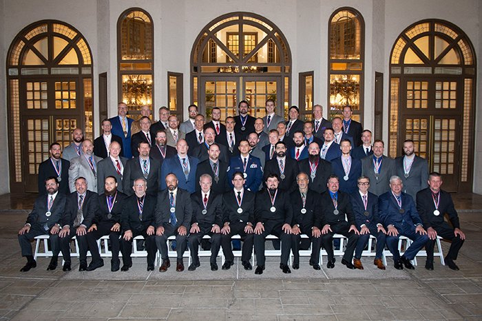 Motor_Age's tweet image. 53 automotive professionals were recognized recently at the Fall Board of Governors meeting of the National Institute for Automotive Service Excellence (ASE). #autotechs #ASE
bit.ly/2qGs9DJ