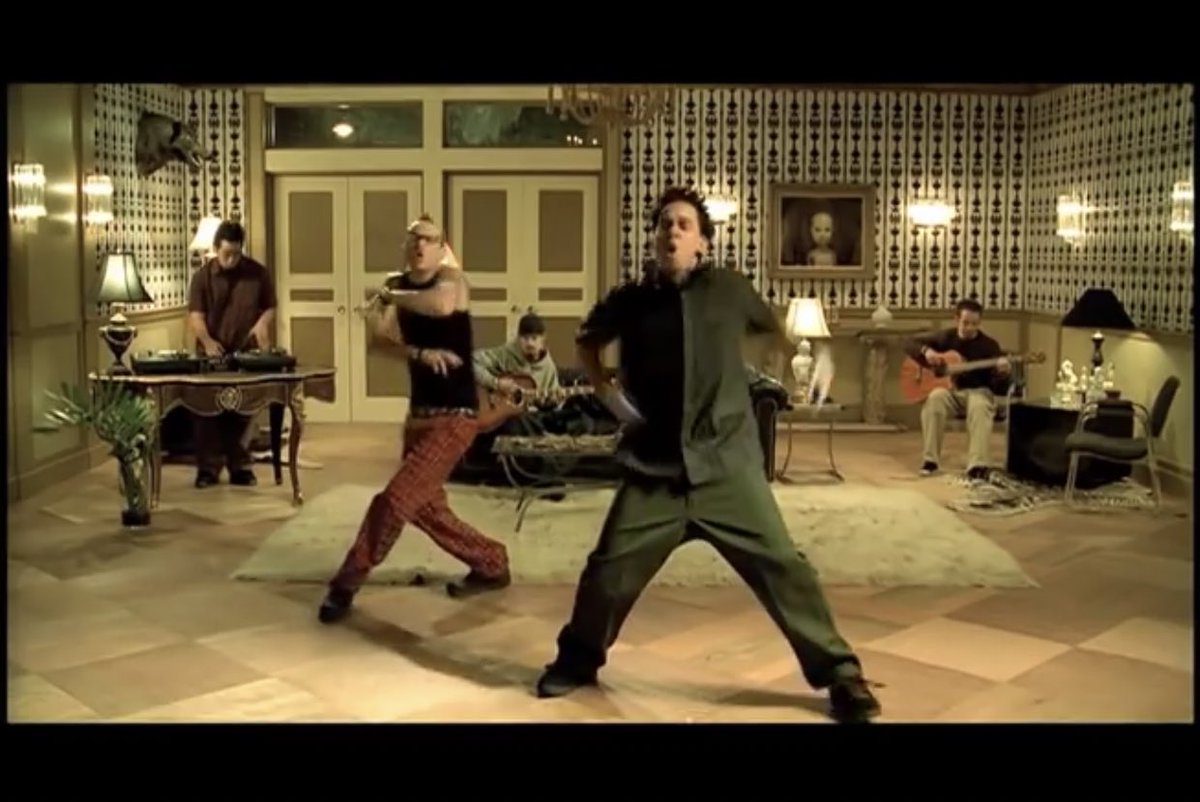 DrGuitar's tweet photo. 🧀🧀🧀🧀
Thank you @rock_reaction for this submission #4cheeses
Papercut (Official Video) - Linkin Park https://t.co/92DpdPSwWn via @YouTube #lp #cheese #jam https://t.co/LSxKNEs0qX