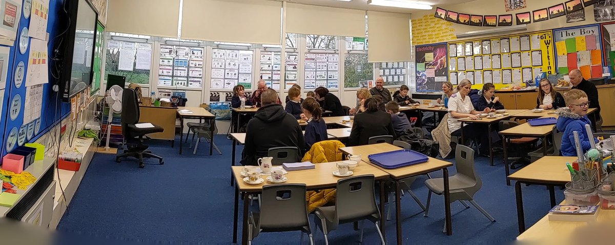 SpringCottagePS's tweet image. It was great so see such a wonderful turnout for the final #SpringCottage6TU Ration Restaurant today! Thank you for all who attended. We seem to have a great bunch of young chefs in the making! #SpringCottageHistory