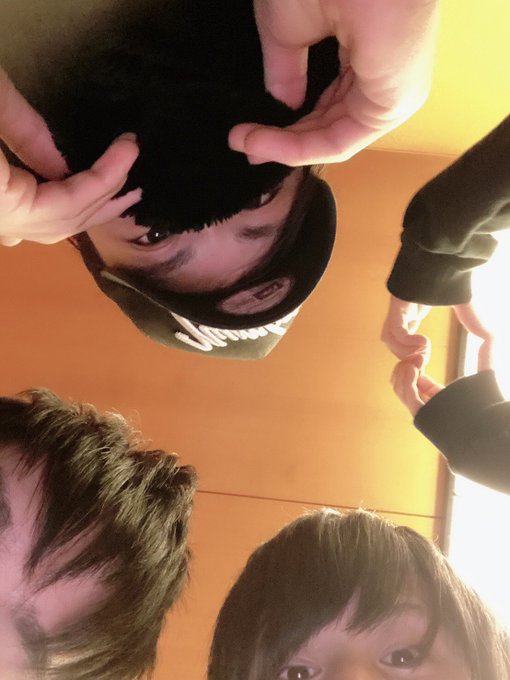 Takao Mitsutomiさんのイラスト一覧