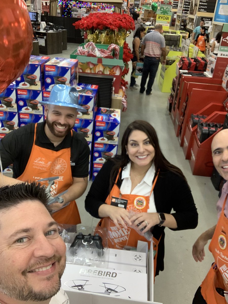 Time to demo some drones!! Expert pilot Daria getting ready to take flight in Hialeah #6872