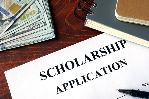 StudyAbroadP's tweet photo. ¿Necesitas ayuda económica para estudiar en el extranjero? Infórmate sobre las opciones de #becas que puedes solicitar en el extranjero y algunas alternativas de acuerdo con el país de destino. Leer artículo: https://t.co/bcFj0vouVB https://t.co/lQnfX1ECTH