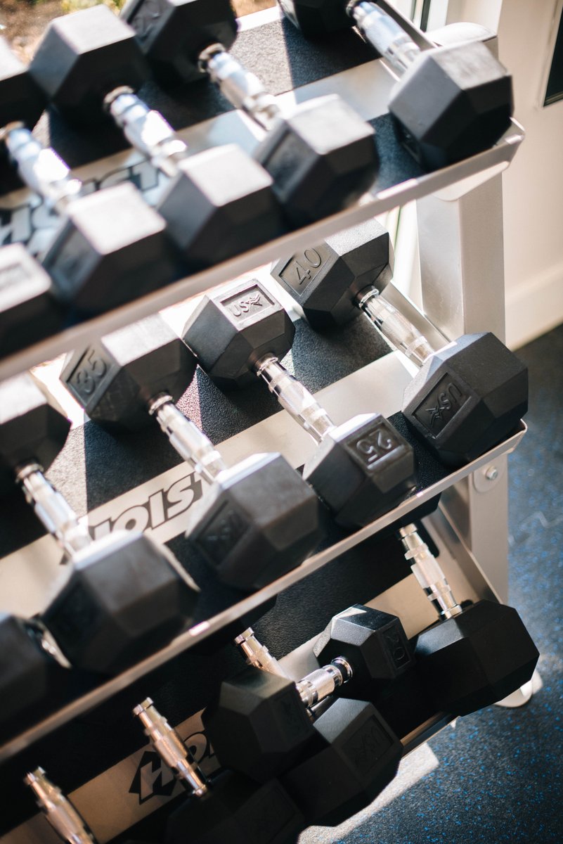 You might be sleeping off Thanksgiving dinner but the gym is calling your name. At Riverhouse you can roll on out of bed to our on-site fitness studio. #foodcoma #gymlife #RHlife