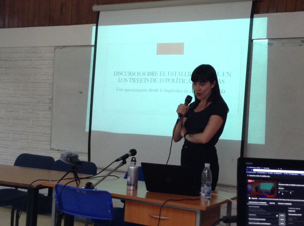 ResearchForUMCE's tweet photo. Comienza nuestra quinta Charla Constituyente de la Profesora Daniela Silva @danilagid 

#CharlasConstituyentesUMCE https://t.co/IlJ1RTJK0s