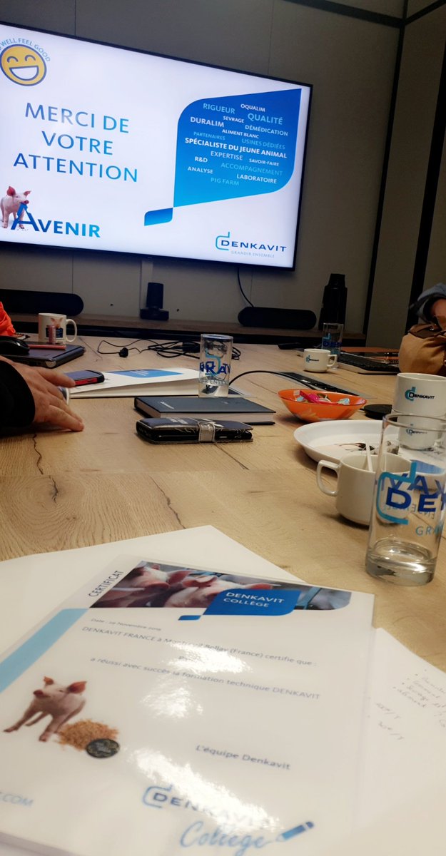 PPorcineo's tweet photo. #PhotosOfMyLife 
#jour2
#formation #Usinealiment 
#Denkavit https://t.co/r0knPgN3N7