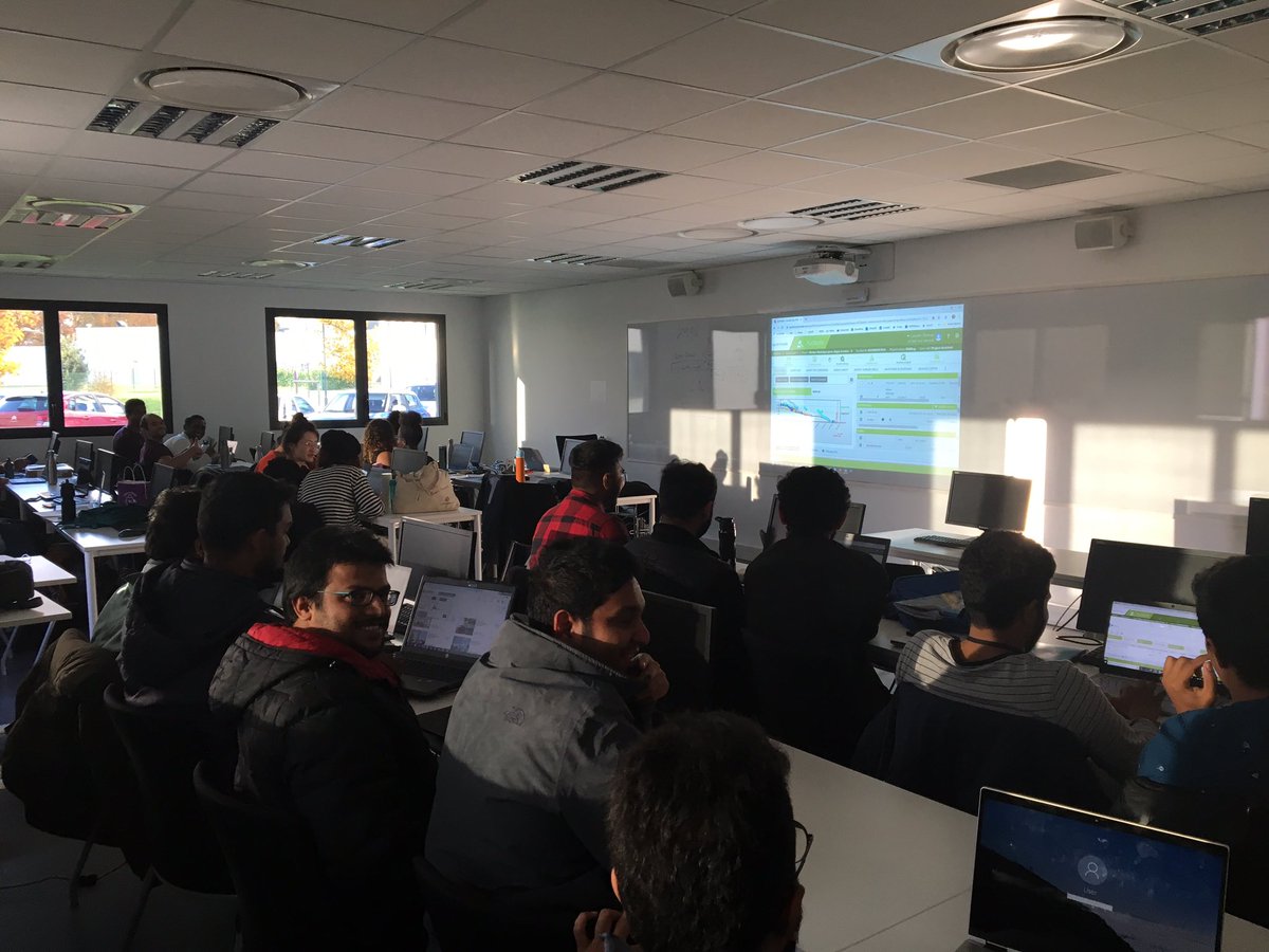 LThomas54538855's tweet photo. Excellente expérience avec les étudiants du Master Achats & Suply Chain (#MSCPM) Audencia sur la plateforme #Accelerate de #Synertrade.
Une "e-auction" passionnante & une discussion pointue sur l'impact de la digitalisation achats dans le quotidien des acheteurs.
#Axysconsultants https://t.co/aLWF45iLU3