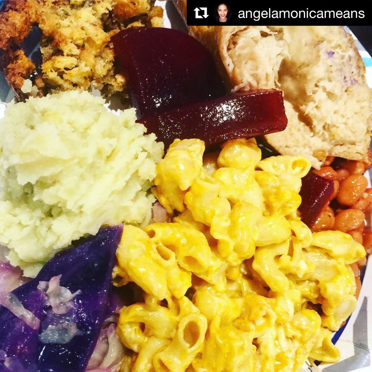JackfruitCafe's tweet photo. #Meatless #dairyfree #compassionatefood https://t.co/5sLBRqpA7Y