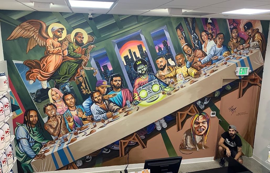 RapFavorites's tweet image. Wow, this is great. Even added some album posters in the background.

🎨: IG/pbourque77