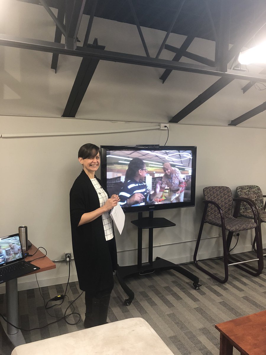 SoniaTaurasi's tweet photo. Great #yrconnectedcomms presentations @healthypea, @BentonSangster, @karen_Kmarshall and Jesse Cappell! Thank you for representing our CHS Comms team so well! 👏🏻 #YourAwesome https://t.co/TyijtyfYK3