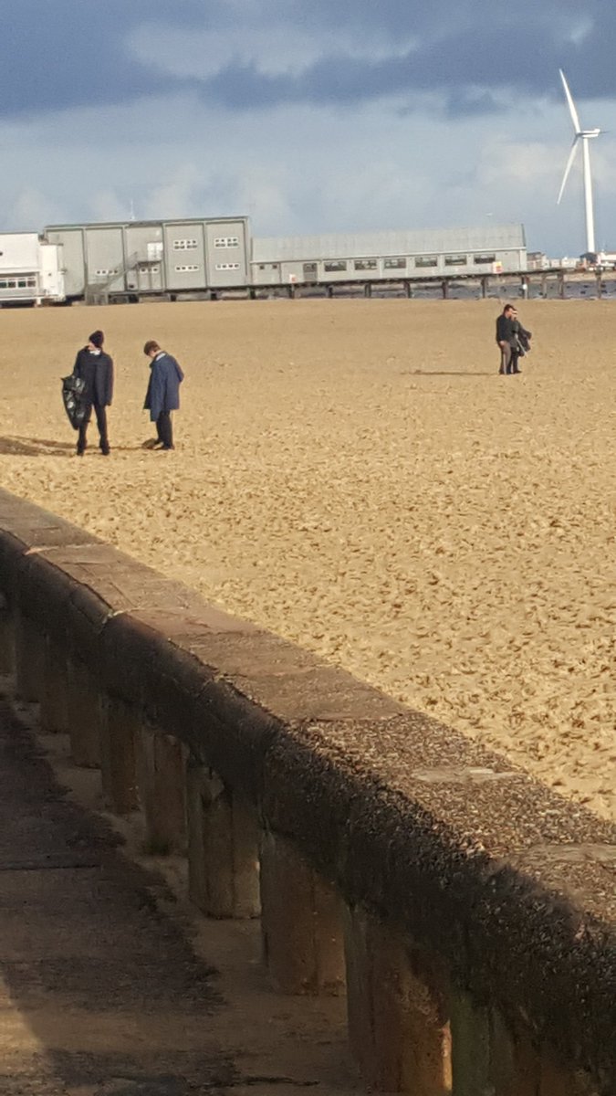 Beach Litter Pick 🏖
#BeachClean #LitterPick #helpinghand